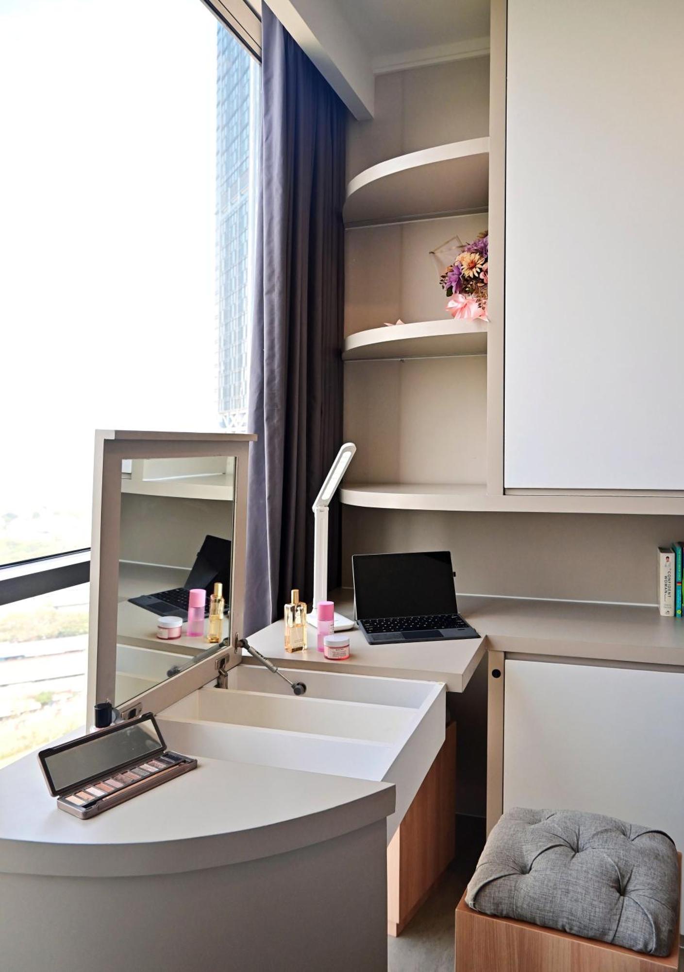 Brand New 2Br Apt Menara Jakarta, Jkt Inter Expo Apartment Екстериор снимка