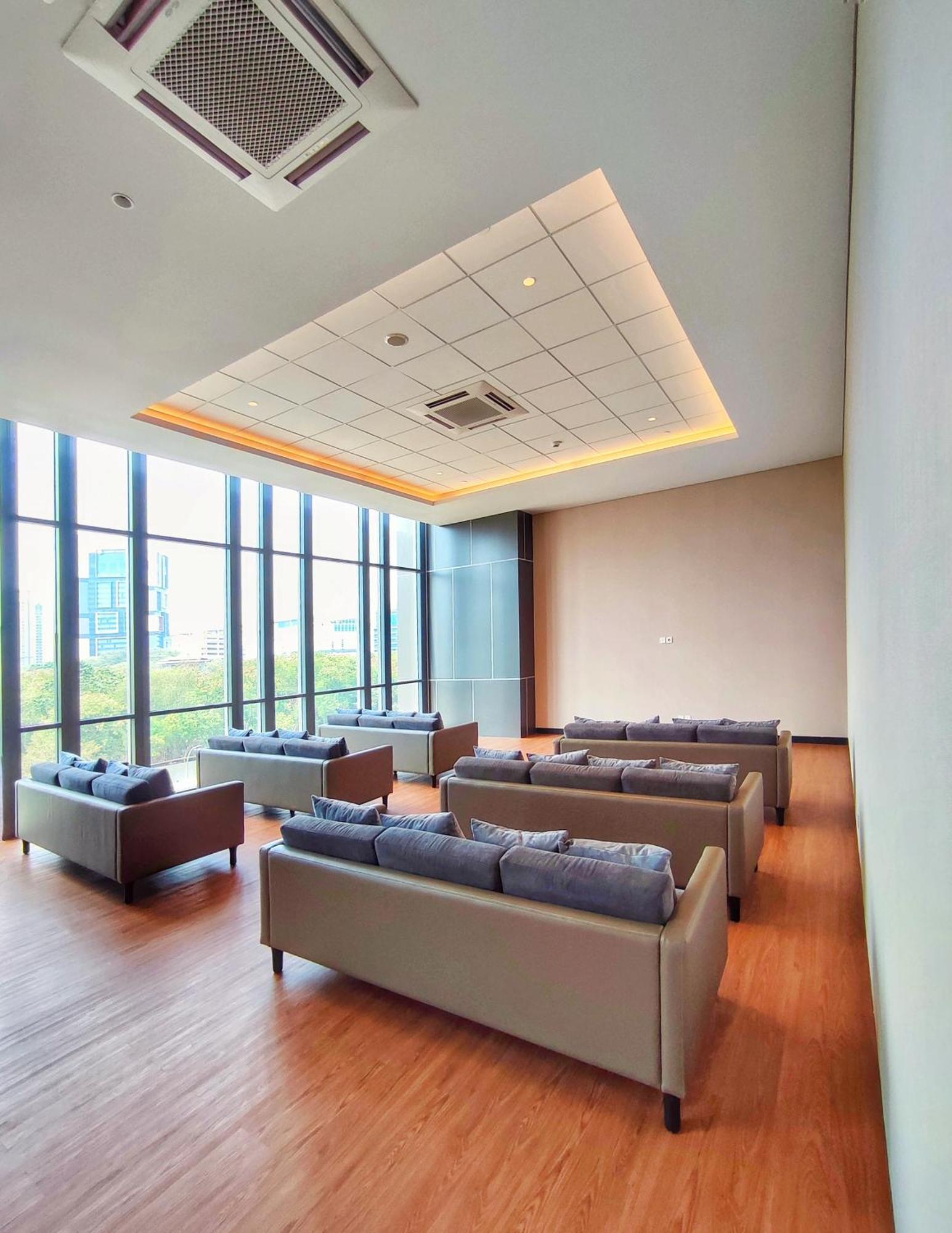 Brand New 2Br Apt Menara Jakarta, Jkt Inter Expo Apartment Екстериор снимка